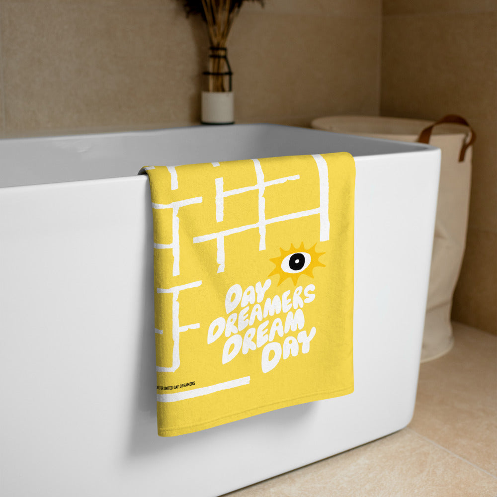 Fun Play Day Dreamer Tic Tac Toe Beach Pool Towel In Yellow