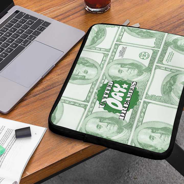 Lucky Money Day Dreamer Laptop Sleeve in Green