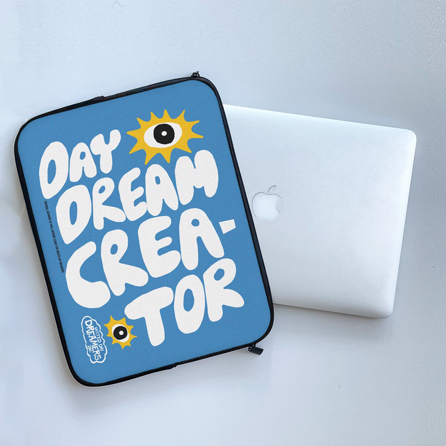 Day Dream Creator MacBook Pro And 10 to 17 Inch Laptop Computer Sleeve