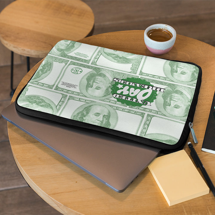 Lucky Money Day Dreamer Laptop Sleeve in Green