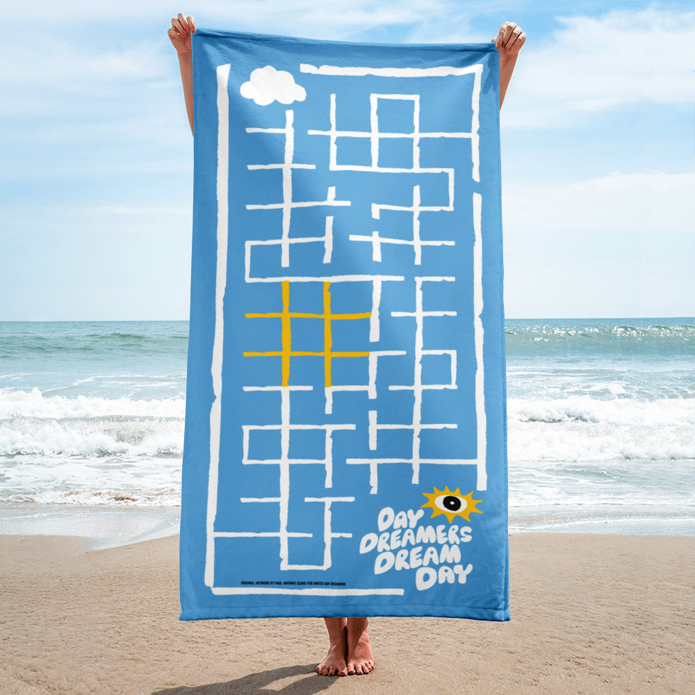 Fun Play Day Dreamer Tic Tac Toe Beach Pool Towel In Blue